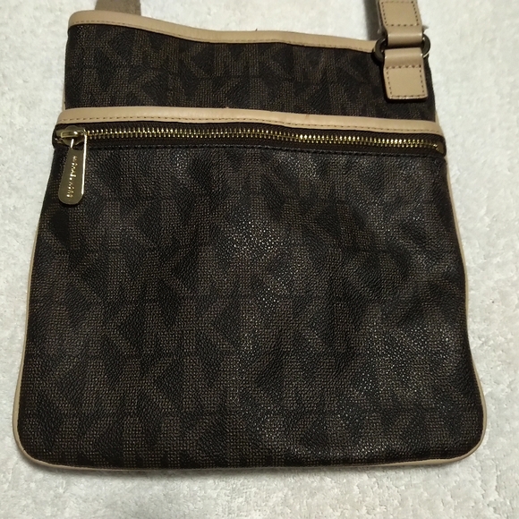 Authentic Michael Kors Crossbody Purse - Picture 3 of 7